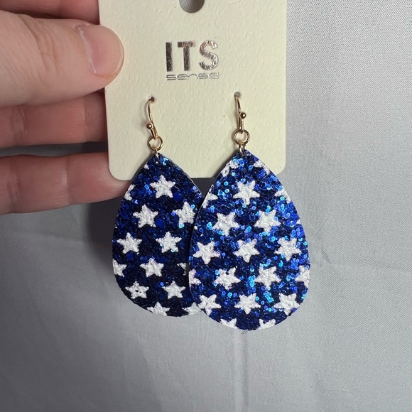 ITS Sense Fashion Dangle Earrings Blue with White Stars for Pierced Ears NWT - Picture 2 of 6